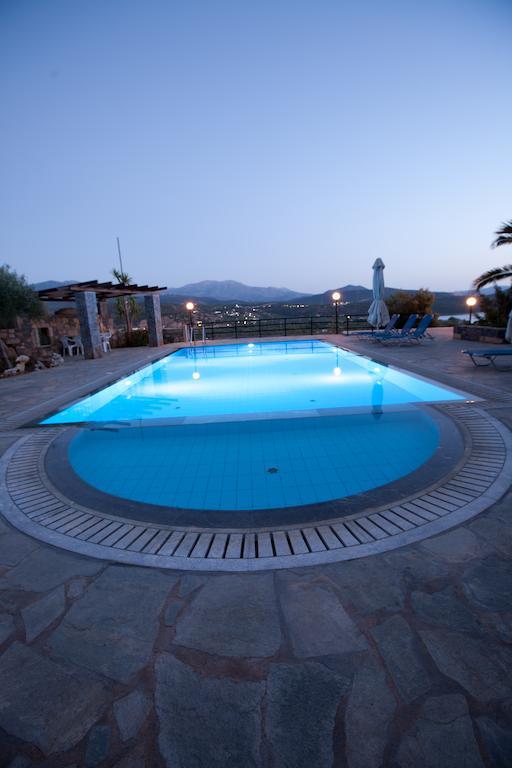 Villa Michalis Istron エクステリア 写真